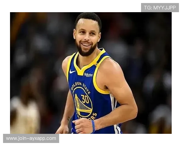 库里持球创造空位,勇士外线连续打出优势