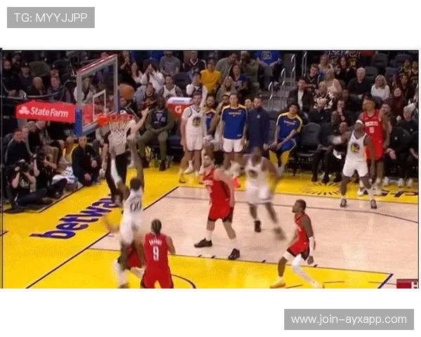 勇士靠库里闪击三分,金州上半场直接起飞